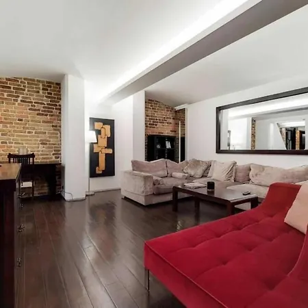 D'affaires Spacieux Appartement Parijs